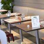 Hotel Campanile Troyes Sud - Bucheres