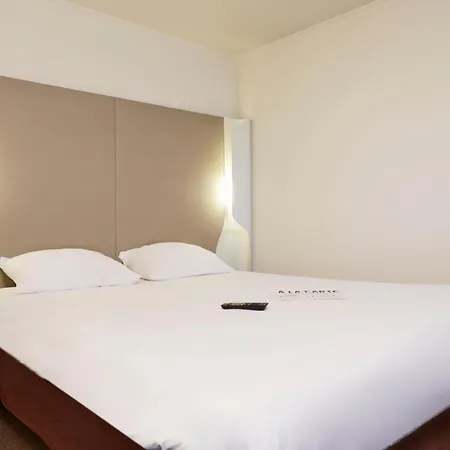 Campanile Troyes Sud - Hotel