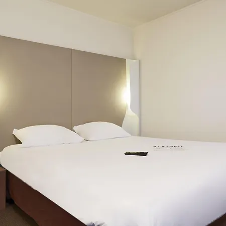 Campanile Troyes Sud - Hotel Buchères