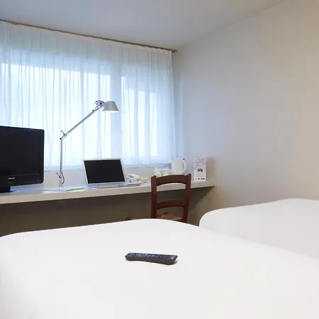 Campanile Troyes Sud - Ξενοδοχείο Buchères