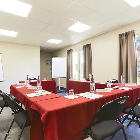 Campanile Troyes Sud - מלון 3*