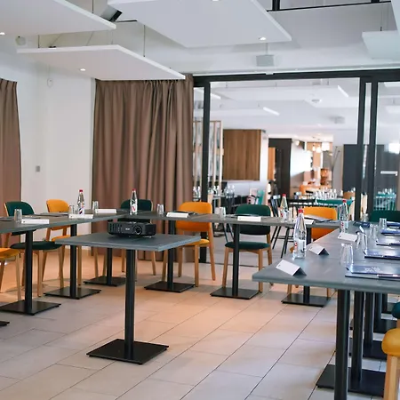 Campanile Troyes Sud - Hotel 3*