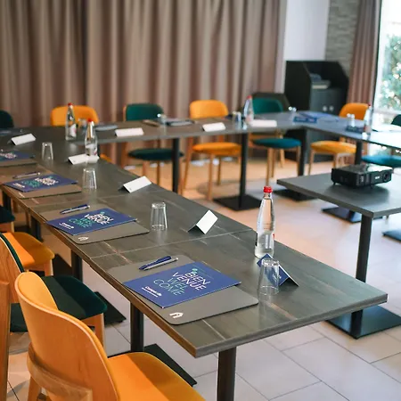 Hotel Campanile Troyes Sud - 3*