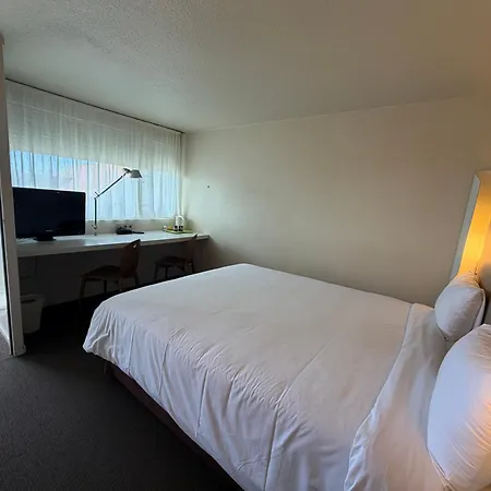 Campanile Troyes Sud - 3*