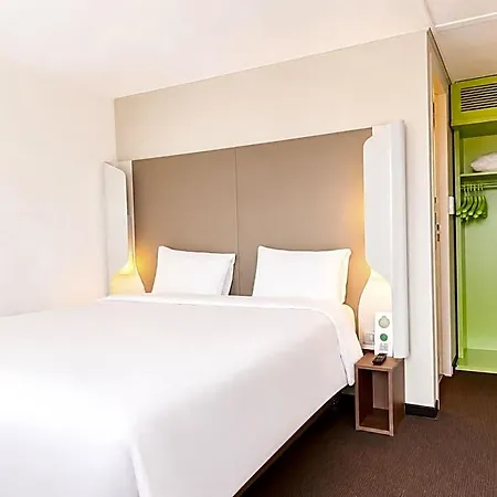 Campanile Troyes Sud - 3* Buchères
