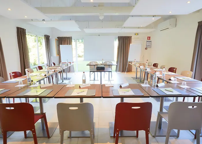 Campanile Troyes Sud - Hotell