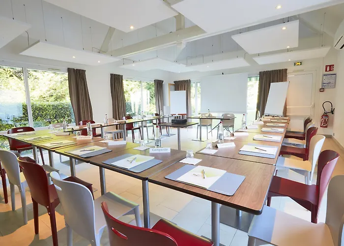 Campanile Troyes Sud - Hotel Bucheres