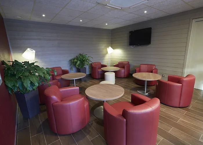 Hotel Campanile Troyes Sud - Bucheres