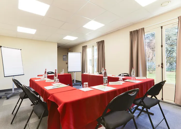 Campanile Troyes Sud - 3*